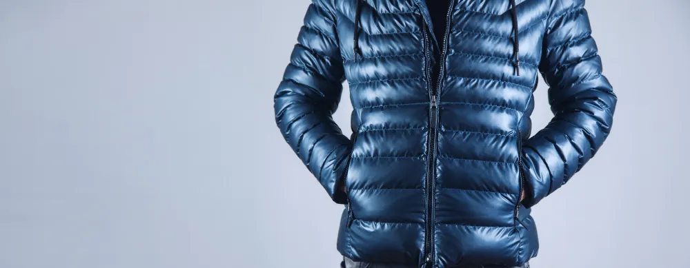 Почему пуховик сложно чистить самостоятельно